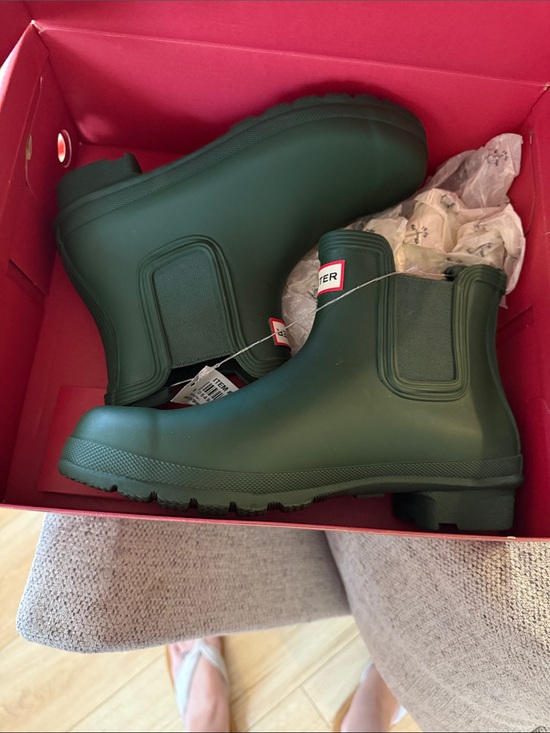 Hunter Shoes - Hunter Matte Forest Green Chelsea Rain Boot